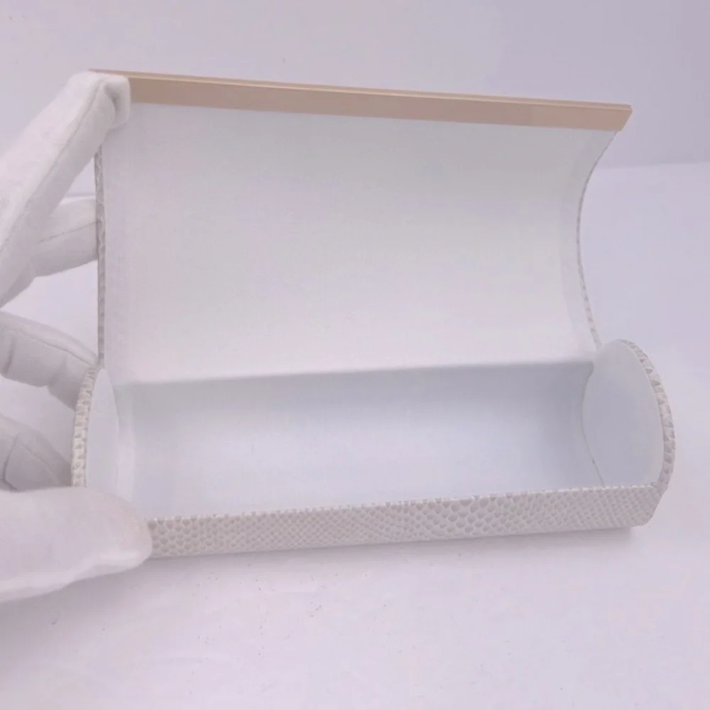 JIMMY CHOO GLASSES/SUNGLASSES CASE, FAUX SNAKE LEATHER, TAN & WHITE, 6.5” X 2.5”